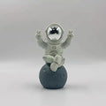 Figurine Statue Astronaut Sculpture Spaceman Décor,Sculptures Home Décor,White Shelf Decoration,Tabletop Decoration,Cute Space Figure Ornament(Silver/White Big Astronaut Statue)