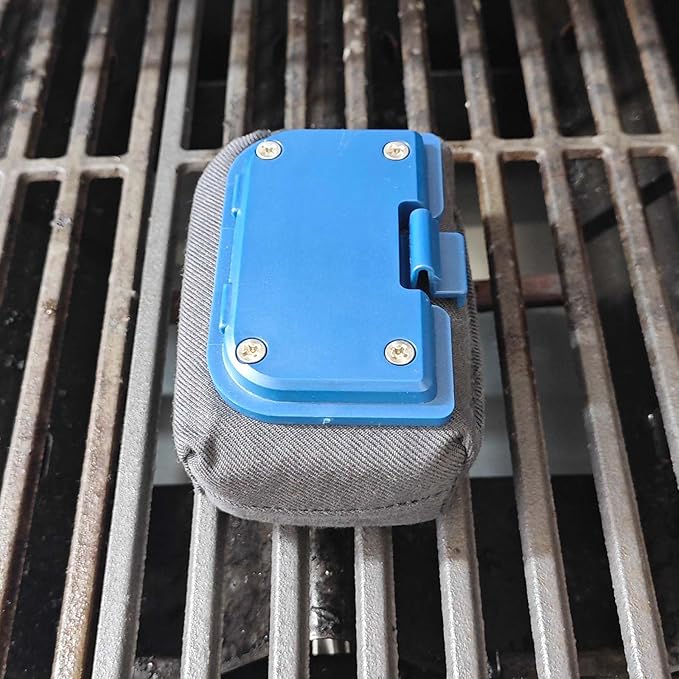 Blue Grill Brush Bristle Free, Replaceable BBQ Cleaning Head Accessories Cleaner, Black Wavy Pad Perfect for Stainless Steel, Porcelain, Cast Iron Grates Round Rectangle Grates