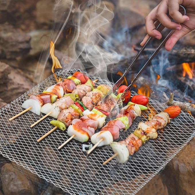 Kingrol 10-Pack Disposable Grill Toppers, 15.25 x 12 Inch BBQ Grilling Mats, Prevents Food from Falling Through Grates, Ideal for Meat & Veggies, Outdoor Grill Accessories