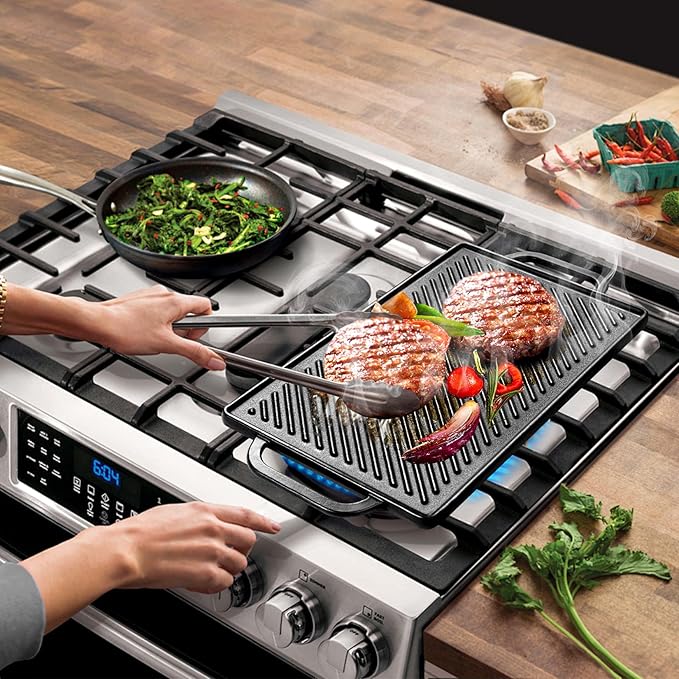 GasSaf Cast Iron Griddle 15x9 Inch, Reversible Double-Sided 2-in-1 Griddle Plate for Two Burners Stovetop, Outdoor Grills and Camping Setups, Cast Iron Grill Pan with Flat & Ribbed Plates
