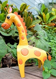 Metal Giraffe Garden Decor Outdoor Yard Decor for Patio, Flower Bed, or Indoor Shelf,Whimsical Safari-Inspired Outdoor Decor Accent